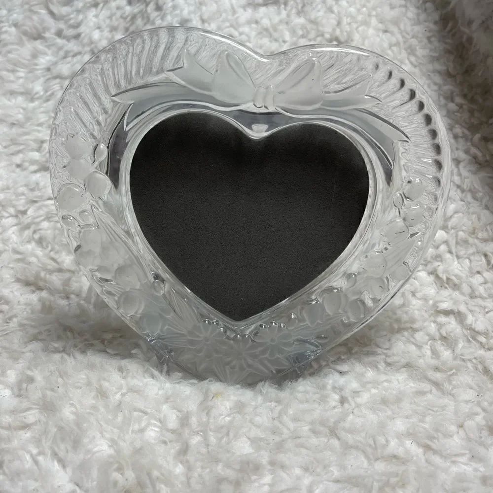 Home Beautiful heavy lead crystal Heart 7x7 Glass Picture Frame